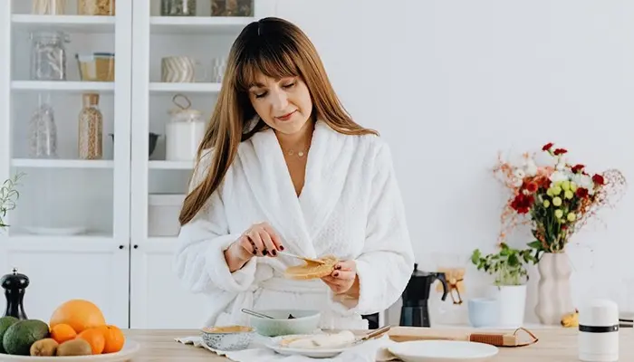 Neden Aşırı Yeme İhtiyacı Duyarız?